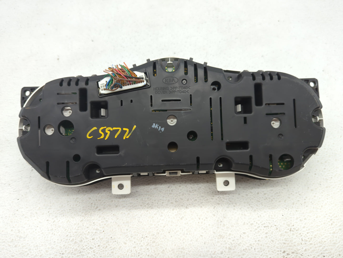 2014-2015 Kia Optima Instrument Cluster Speedometer Gauges P/N:94041-2T460 94031-2T270 Fits Fits 2014 2015 OEM Used Auto Par