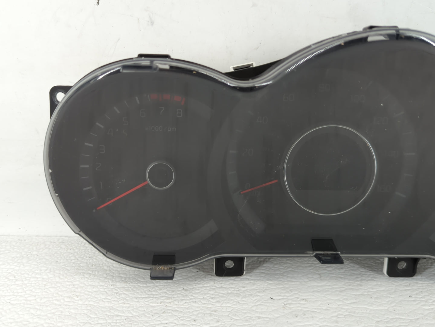2014-2015 Kia Optima Instrument Cluster Speedometer Gauges P/N:94041-2T460 94031-2T270 Fits Fits 2014 2015 OEM Used Auto Par
