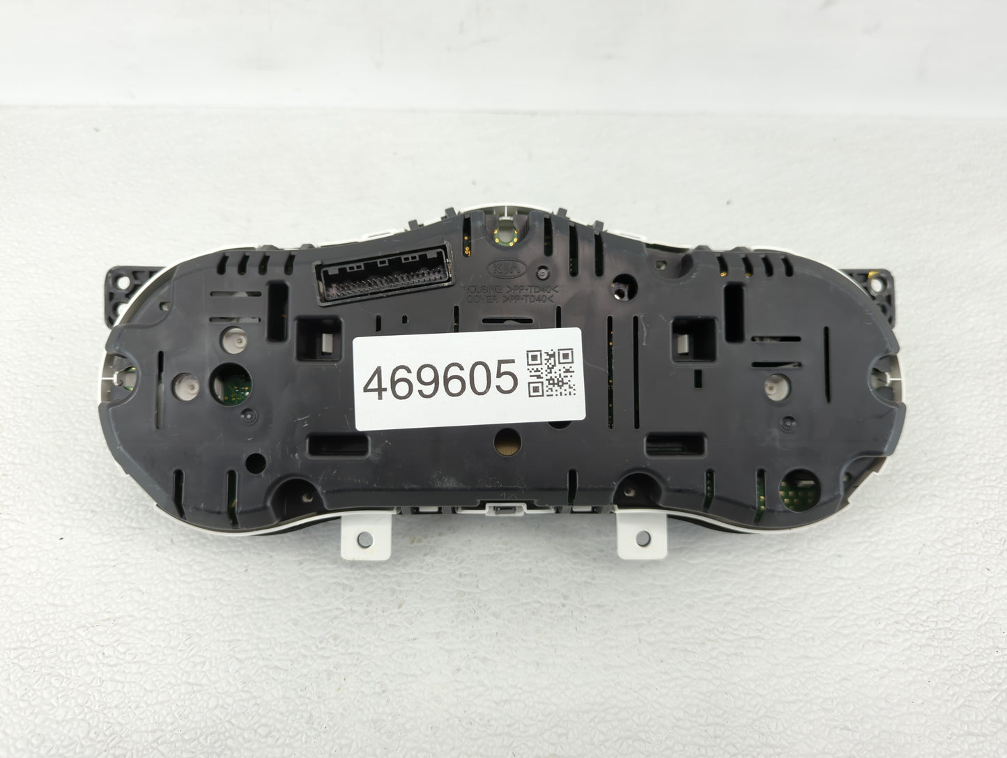 2014-2015 Kia Optima Instrument Cluster Speedometer Gauges P/N:94041-2T460 94031-2T270 Fits Fits 2014 2015 OEM Used Auto Par