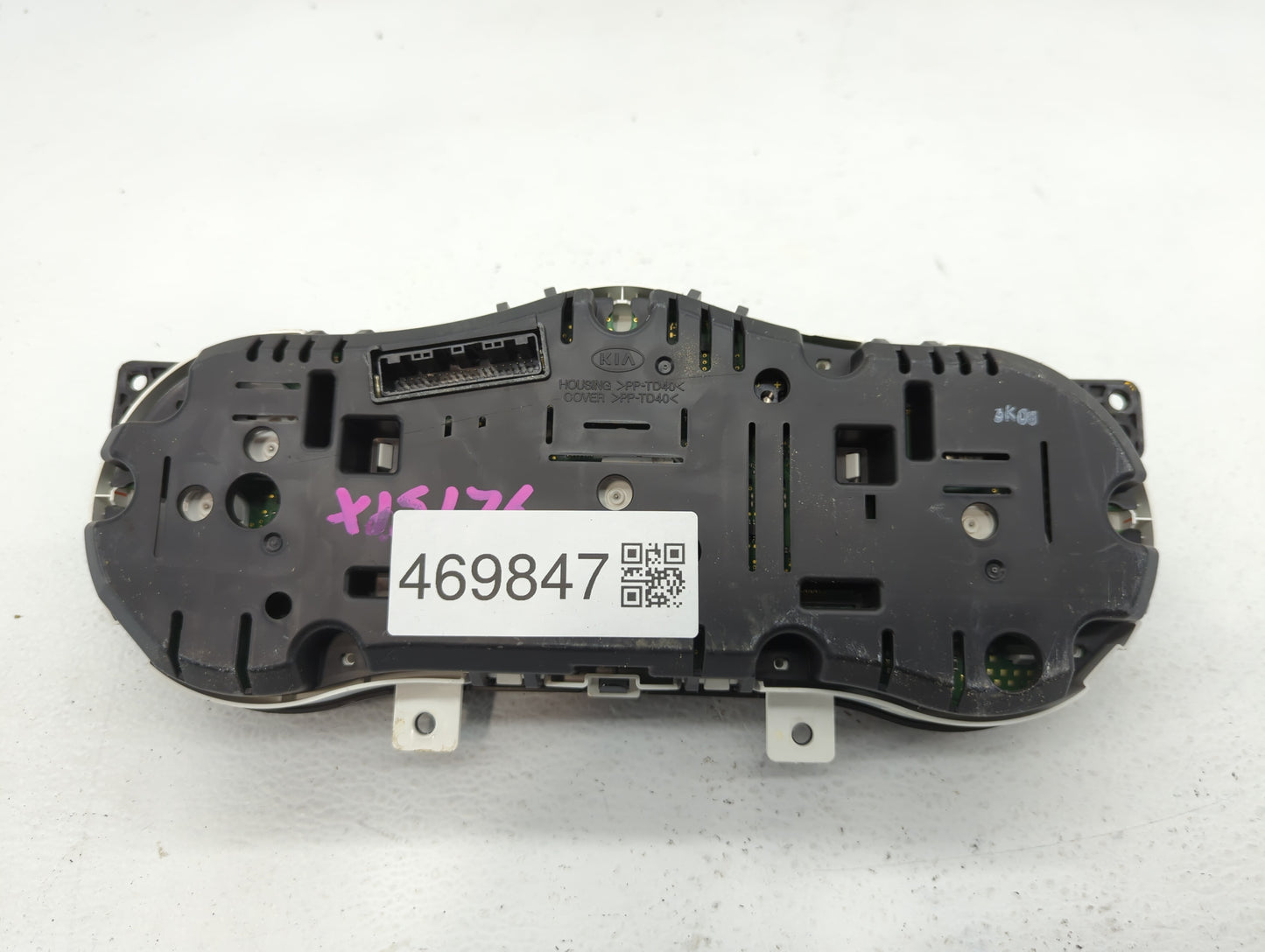 2014-2015 Kia Optima Instrument Cluster Speedometer Gauges P/N:94041-2T460 94031-2T270 Fits Fits 2014 2015 OEM Used Auto Par