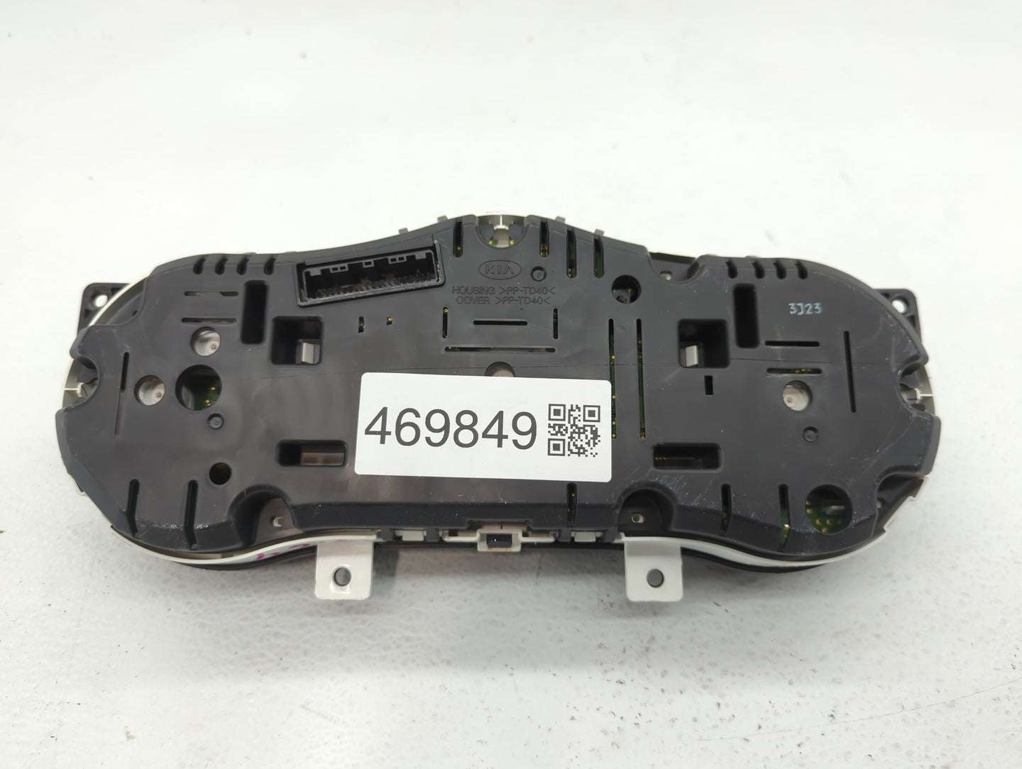 2014-2015 Kia Optima Instrument Cluster Speedometer Gauges P/N:94041-2T460 94031-2T270 Fits Fits 2014 2015 OEM Used Auto Par