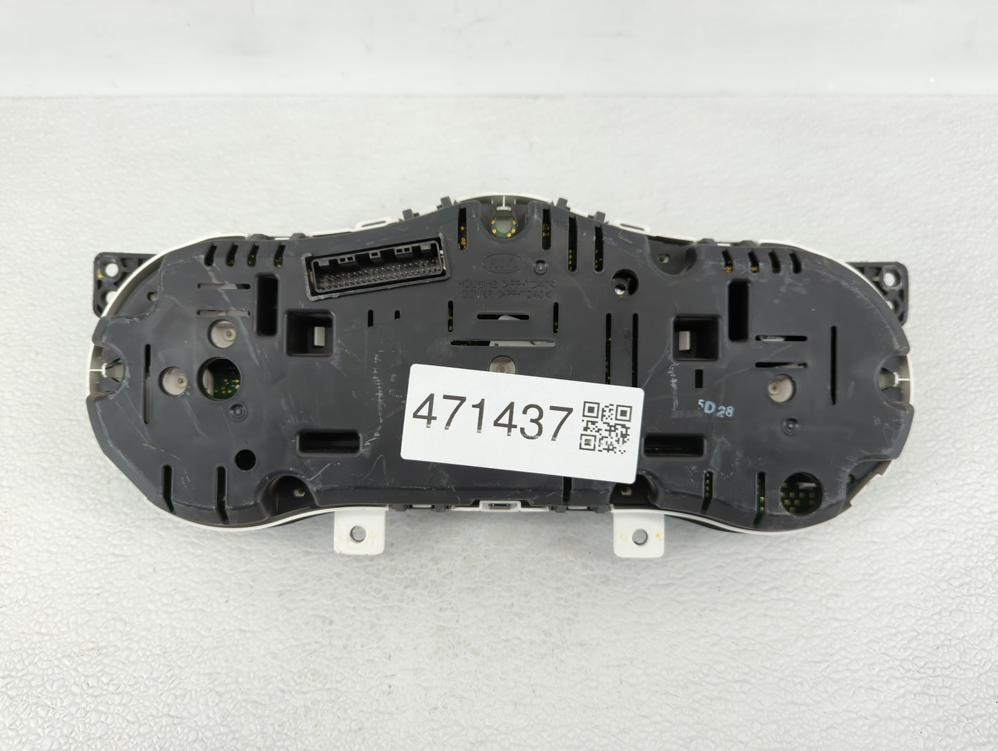 2014-2015 Kia Optima Instrument Cluster Speedometer Gauges P/N:94041-2T460 94031-2T270 Fits Fits 2014 2015 OEM Used Auto Par
