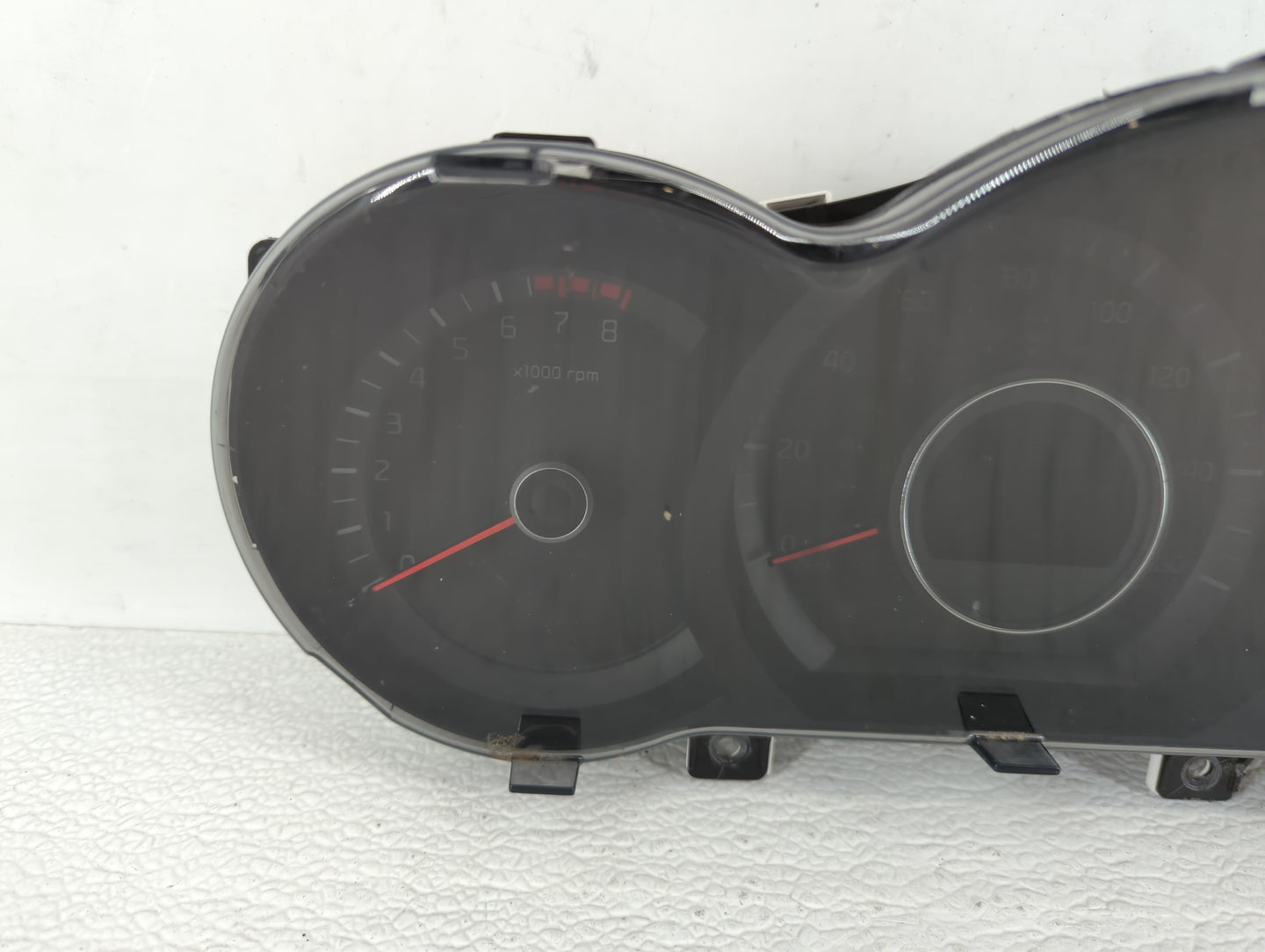 2014-2015 Kia Optima Instrument Cluster Speedometer Gauges P/N:94041-2T460 94031-2T270 Fits Fits 2014 2015 OEM Used Auto Par
