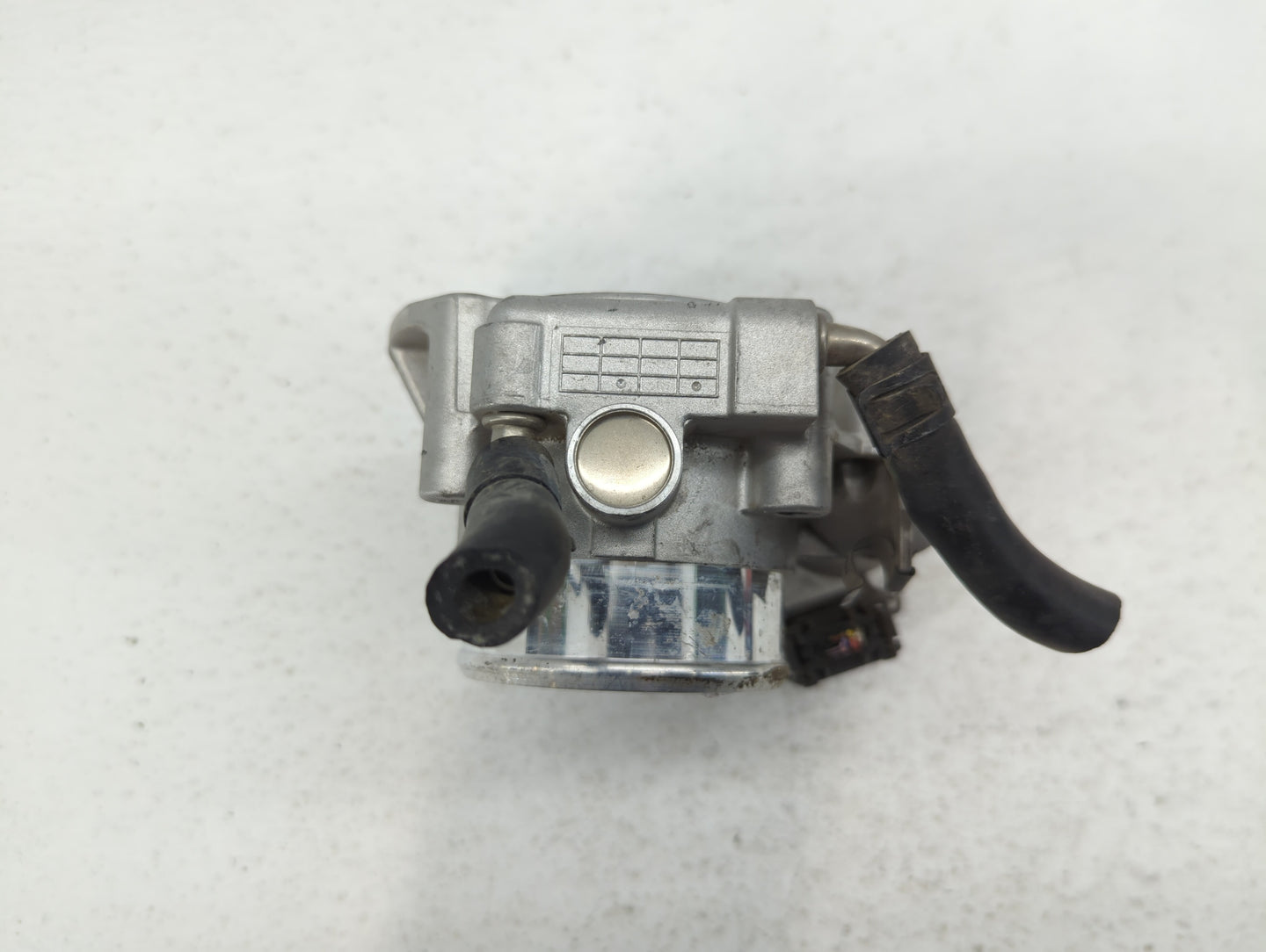 2011-2016 Kia Optima Throttle Body P/N:35100-2G800 Fits Fits 2011 2012 2013 2014 2015 2016 OEM Used Auto Parts - Oemusedauto