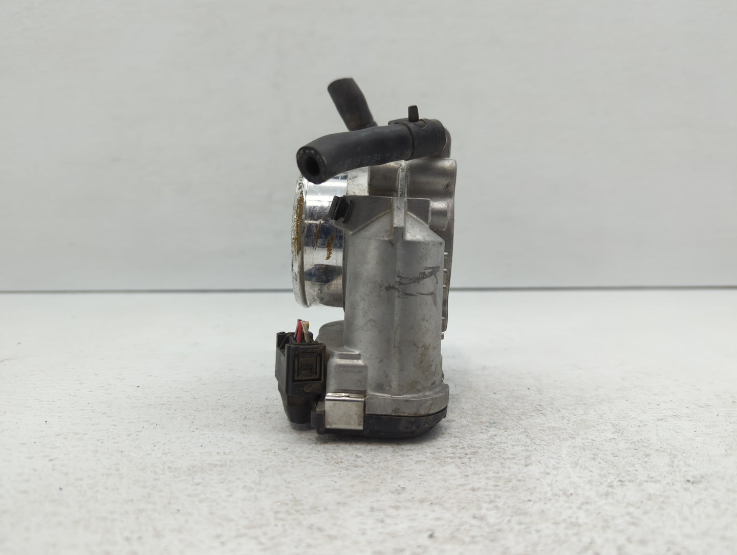 2011-2016 Kia Optima Throttle Body P/N:35100-2G800 Fits Fits 2011 2012 2013 2014 2015 2016 OEM Used Auto Parts - Oemusedauto