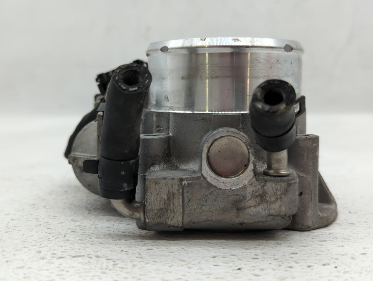 2011-2016 Kia Optima Throttle Body P/N:35100-2G700 35100-2G800 Fits Fits 2011 2012 2013 2014 2015 2016 OEM Used Auto Parts -