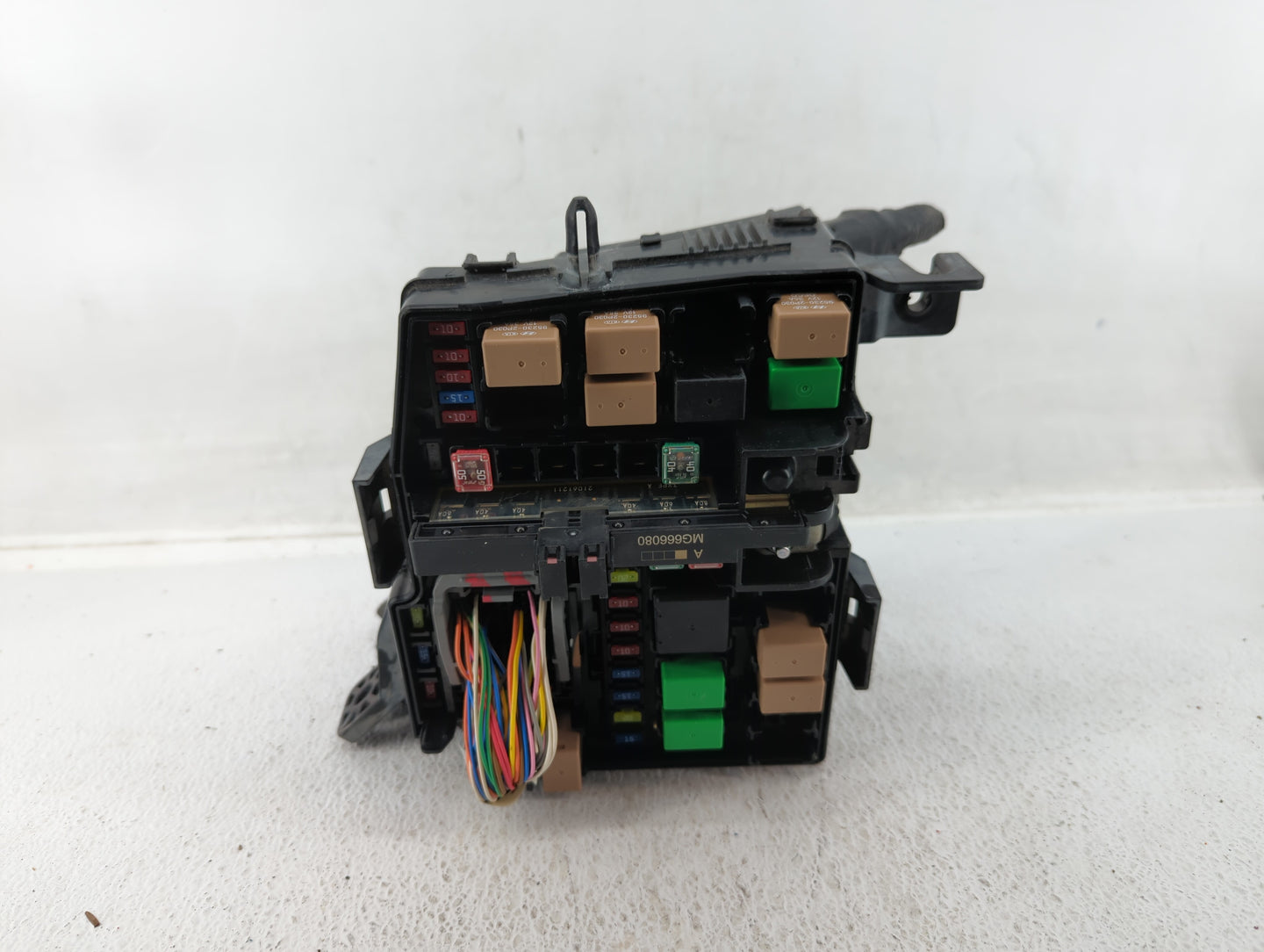 2014-2015 Kia Optima Fusebox Fuse Box Panel Relay Module P/N:91955-2T730QQK Fits Fits 2014 2015 OEM Used Auto Parts - Oemuse