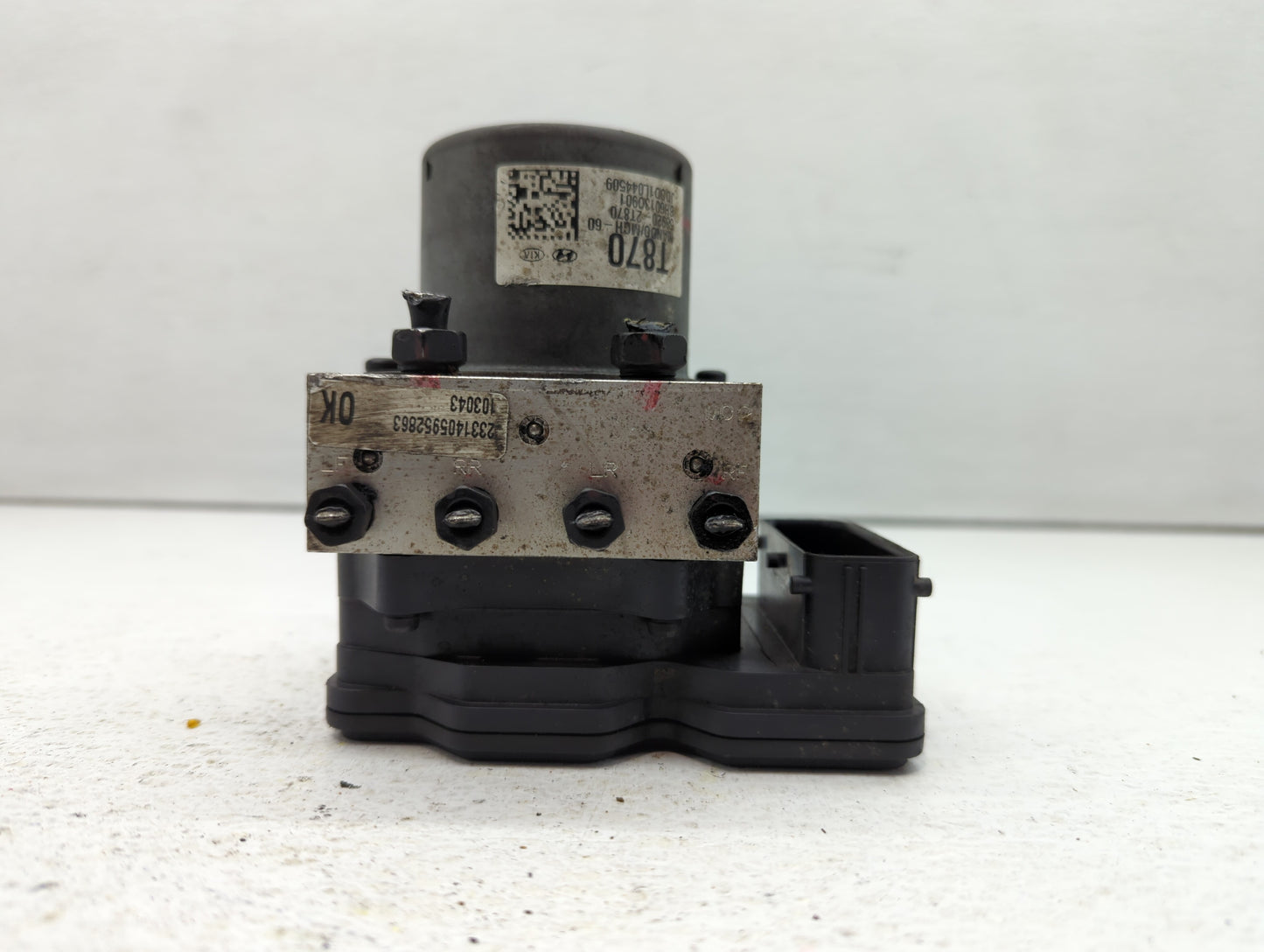 2014-2015 Kia Optima ABS Pump Control Module Replacement P/N:58920-2T870 Fits Fits 2014 2015 OEM Used Auto Parts - Oemusedau