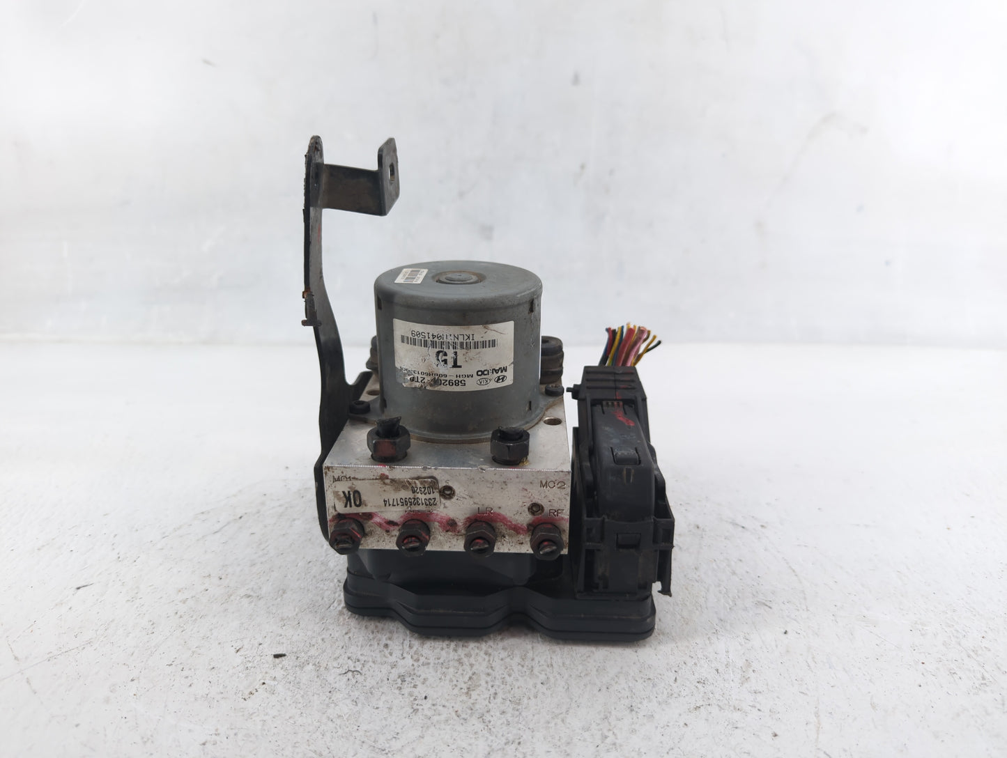 2014-2015 Kia Optima ABS Pump Control Module Replacement Fits Fits 2014 2015 OEM Used Auto Parts - Oemusedautoparts1.com