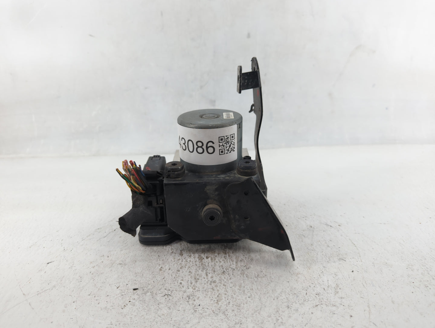 2014-2015 Kia Optima ABS Pump Control Module Replacement Fits Fits 2014 2015 OEM Used Auto Parts - Oemusedautoparts1.com