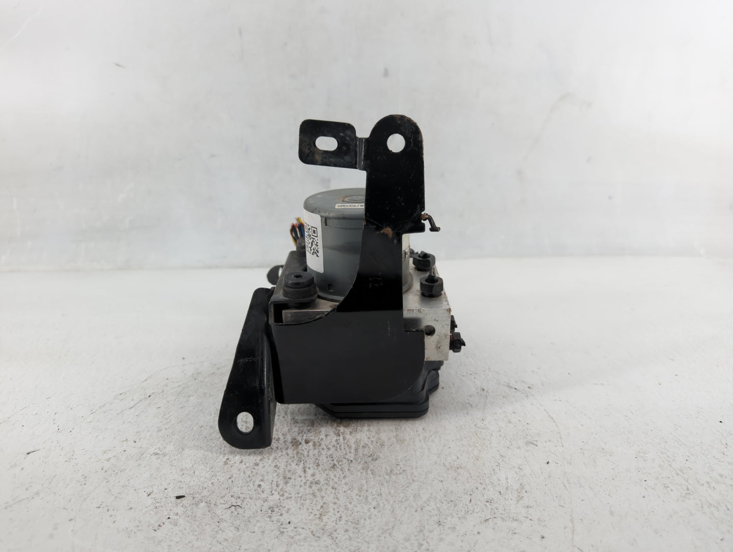 2014-2015 Kia Optima ABS Pump Control Module Replacement Fits Fits 2014 2015 OEM Used Auto Parts - Oemusedautoparts1.com