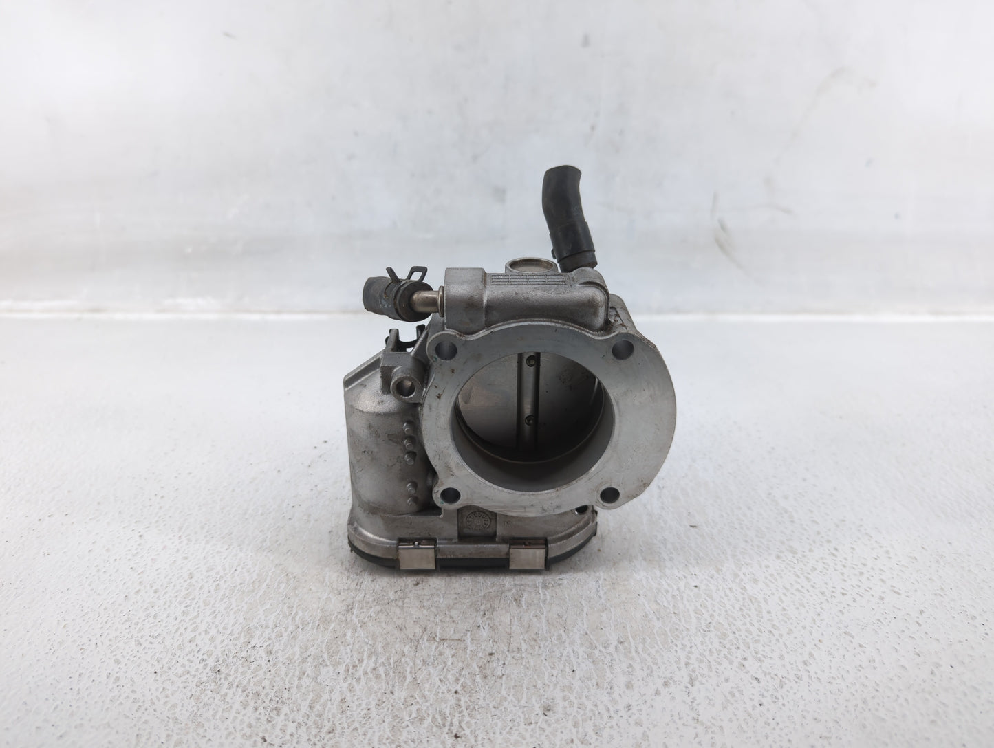 2011-2016 Kia Optima Throttle Body P/N:35100-2G800 Fits Fits 2011 2012 2013 2014 2015 2016 OEM Used Auto Parts - Oemusedauto