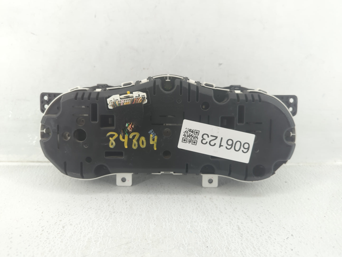 2014-2015 Kia Optima Instrument Cluster Speedometer Gauges P/N:94031-2T270 Miles: Fits Fits 2014 2015 OEM Used Auto Parts - 