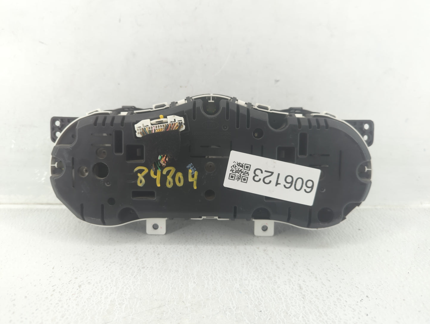 2014-2015 Kia Optima Instrument Cluster Speedometer Gauges P/N:94031-2T270 Miles: Fits Fits 2014 2015 OEM Used Auto Parts - 