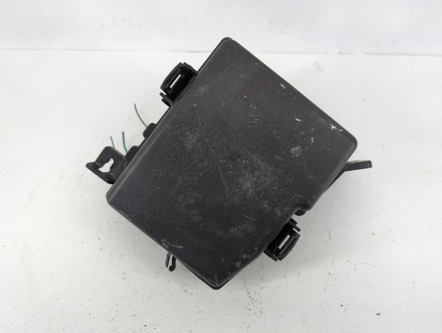 2014-2015 Kia Optima Fusebox Fuse Box Panel Relay Module P/N:91955-2T730 Fits Fits 2014 2015 OEM Used Auto Parts - Oemusedau