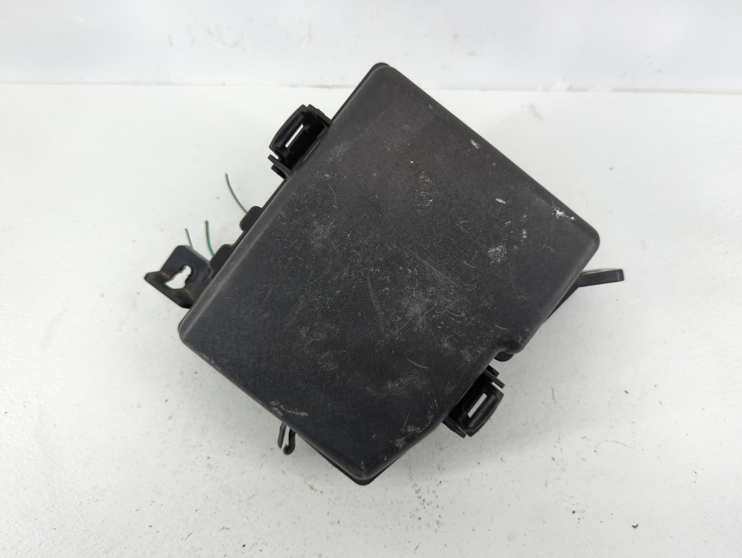 2014-2015 Kia Optima Fusebox Fuse Box Panel Relay Module P/N:91955-2T730 Fits Fits 2014 2015 OEM Used Auto Parts - Oemusedau
