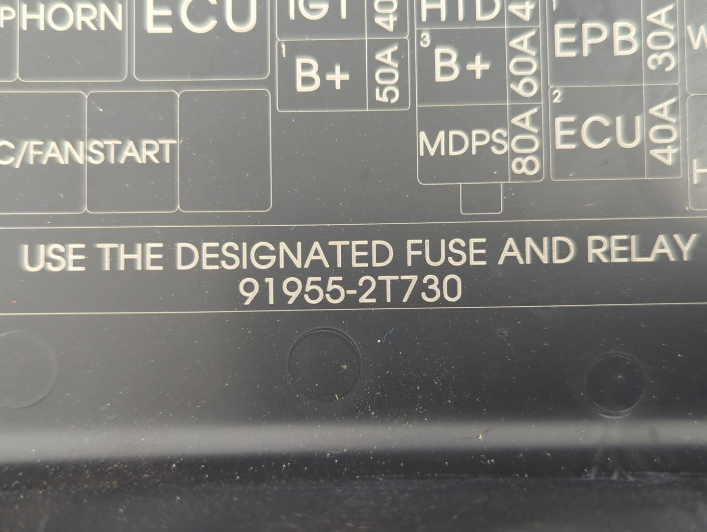 2014-2015 Kia Optima Fusebox Fuse Box Panel Relay Module P/N:91955-2T730 Fits Fits 2014 2015 OEM Used Auto Parts - Oemusedau