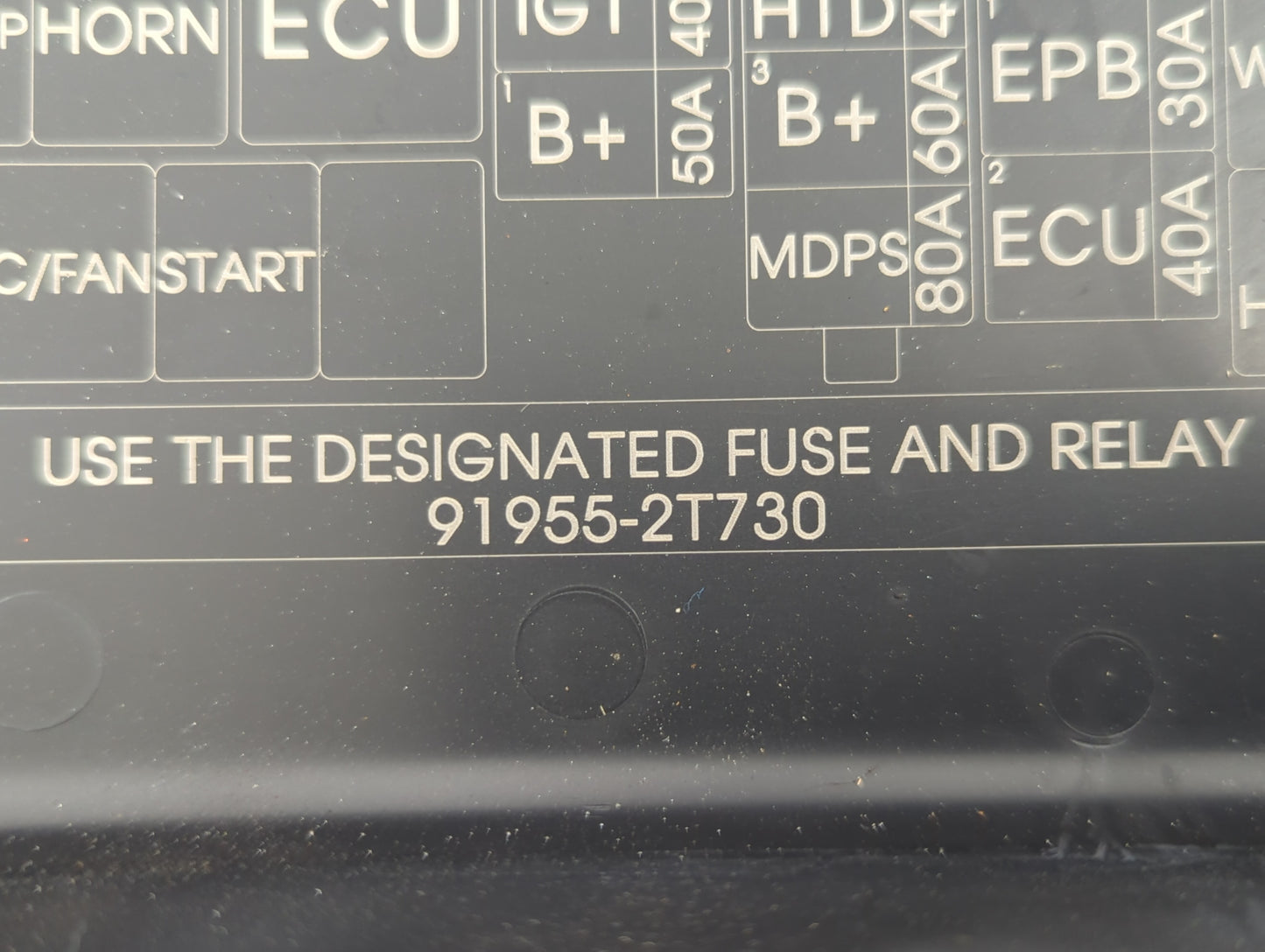 2014-2015 Kia Optima Fusebox Fuse Box Panel Relay Module P/N:91955-2T730 Fits Fits 2014 2015 OEM Used Auto Parts - Oemusedau