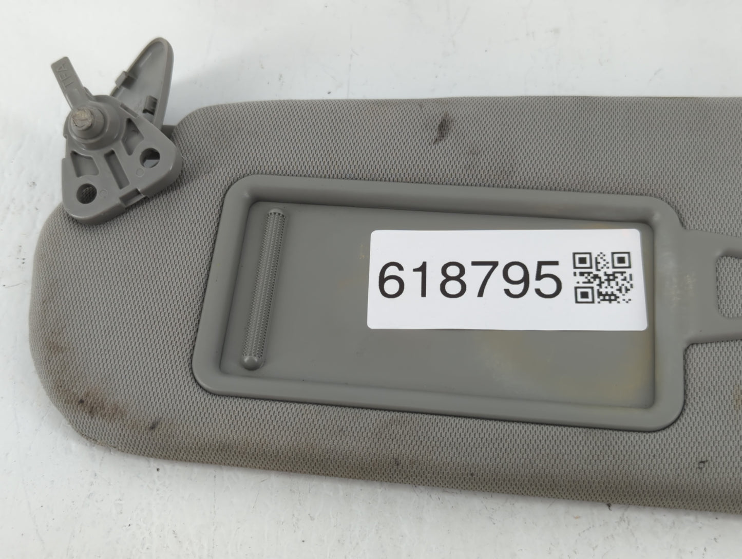 2011-2016 Kia Optima Sun Visor Shade Replacement Driver Left Mirror Fits Fits 2011 2012 2013 2014 2015 2016 OEM Used Auto Pa