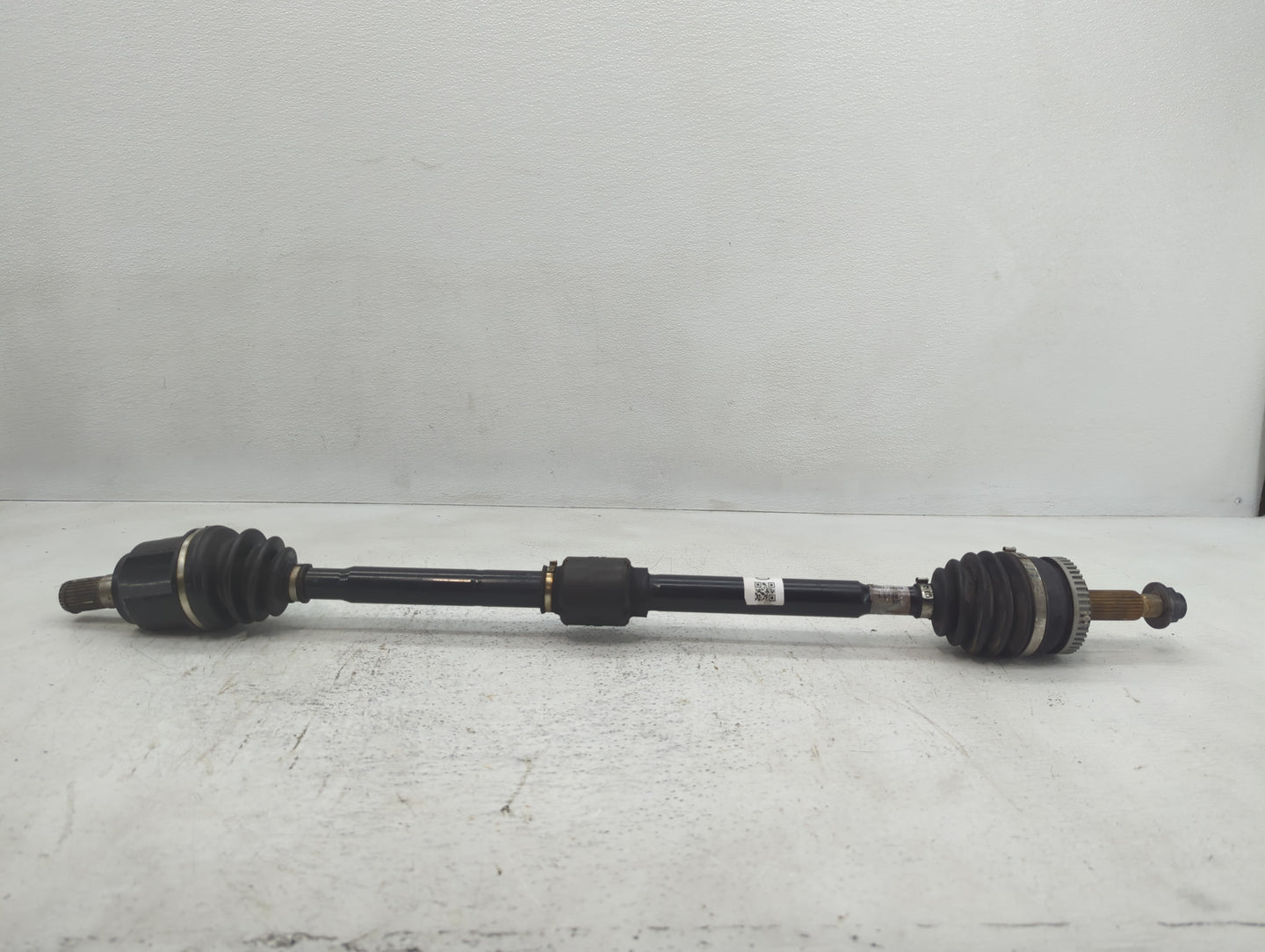 2014-2015 Kia Optima Axle Shaft Front Driver Cv C/v - Oemusedautoparts1.com