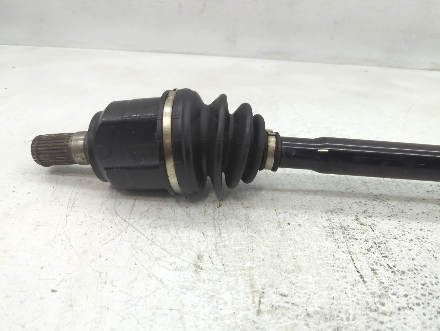 2014-2015 Kia Optima Axle Shaft Front Driver Cv C/v - Oemusedautoparts1.com