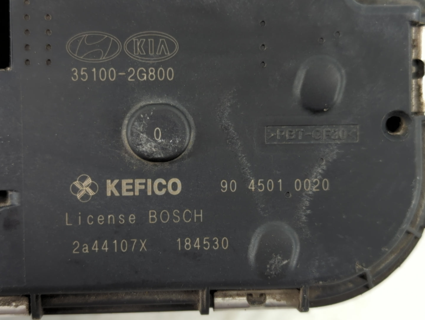 2011-2016 Kia Optima Throttle Body P/N:90 4501 0020 35100-2G800 Fits Fits 2011 2012 2013 2014 2015 2016 OEM Used Auto Parts 