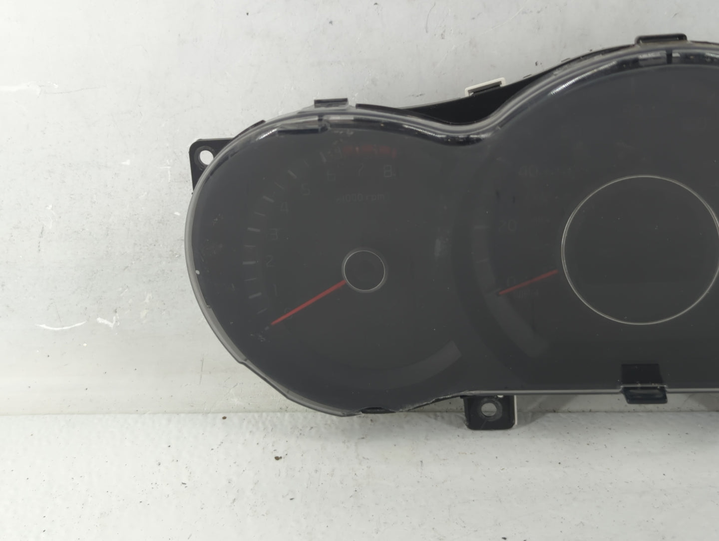 2014-2015 Kia Optima Instrument Cluster Speedometer Gauges P/N:94031-2T270 Fits Fits 2014 2015 OEM Used Auto Parts - Oemused