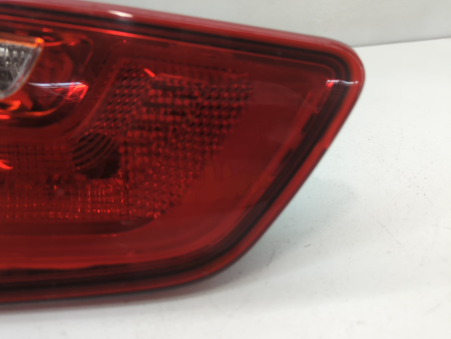 2014-2015 Kia Optima Tail Light Assembly Passenger Right OEM P/N:L 92403-2T5 Fits Fits 2014 2015 OEM Used Auto Parts - Oemus