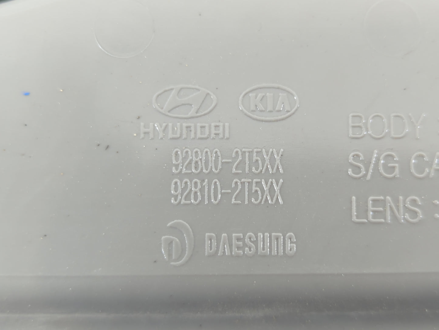 2014 Kia Optima Overhead Roof Console - Oemusedautoparts1.com