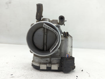 2011-2015 Kia Optima Throttle Body P/N:35100-2G700 Fits Fits 2011 2012 2013 2014 2015 2016 OEM Used Auto Parts - Oemusedauto