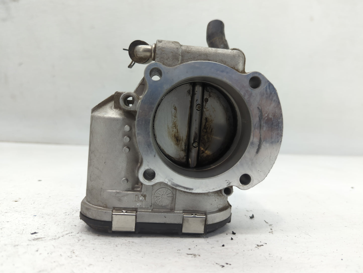 2011-2015 Kia Optima Throttle Body P/N:35100-2G700 Fits Fits 2011 2012 2013 2014 2015 2016 OEM Used Auto Parts - Oemusedauto