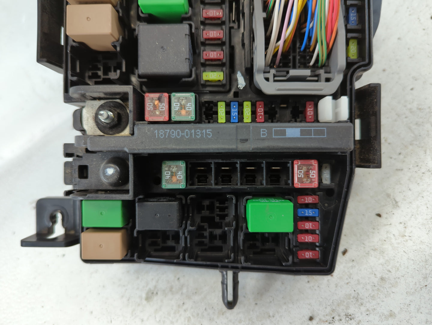 2014-2015 Kia Optima Fusebox Fuse Box Panel Relay Module P/N:91260-2T100 Fits Fits 2014 2015 OEM Used Auto Parts - Oemusedau