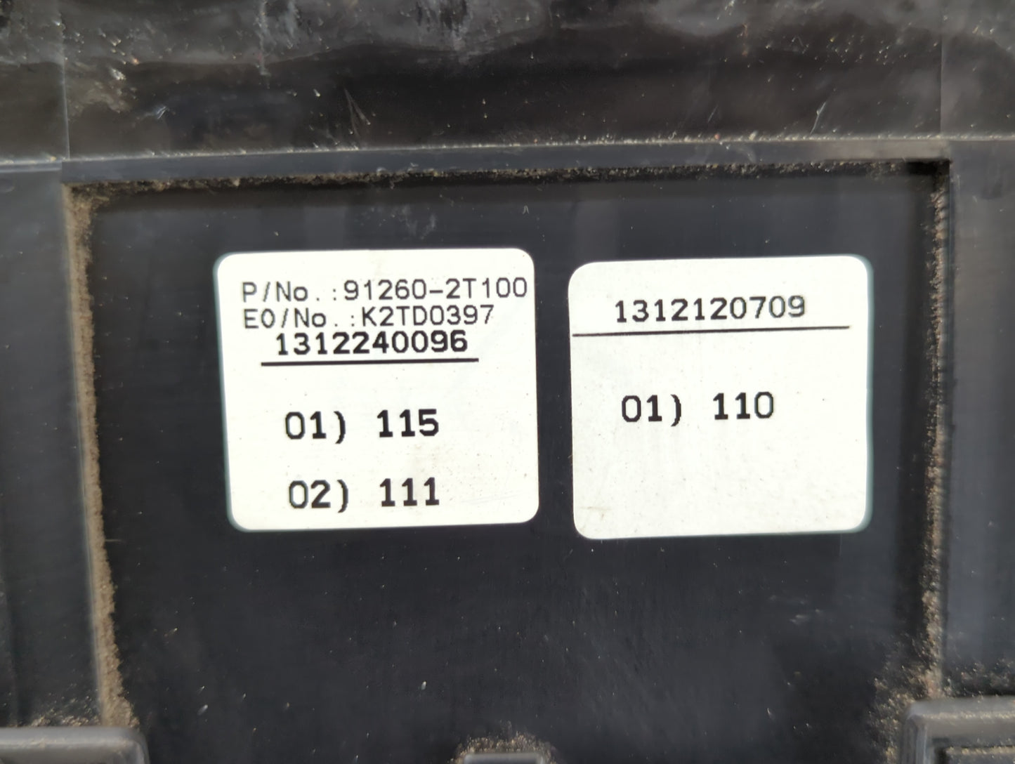 2014-2015 Kia Optima Fusebox Fuse Box Panel Relay Module P/N:91260-2T100 Fits Fits 2014 2015 OEM Used Auto Parts - Oemusedau