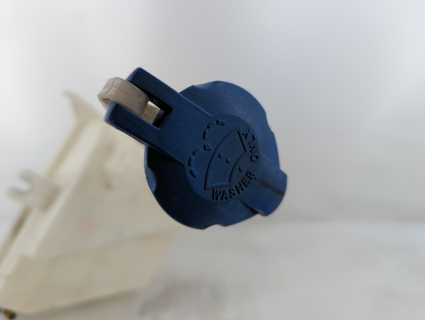 2011-2015 Kia Optima Windshield Washer Fluid Reservoir Bottle Oem - Oemusedautoparts1.com
