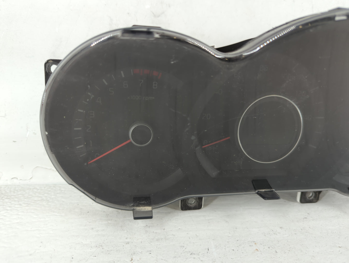 2014-2015 Kia Optima Instrument Cluster Speedometer Gauges P/N:94031-2T270 Fits Fits 2014 2015 OEM Used Auto Parts - Oemused