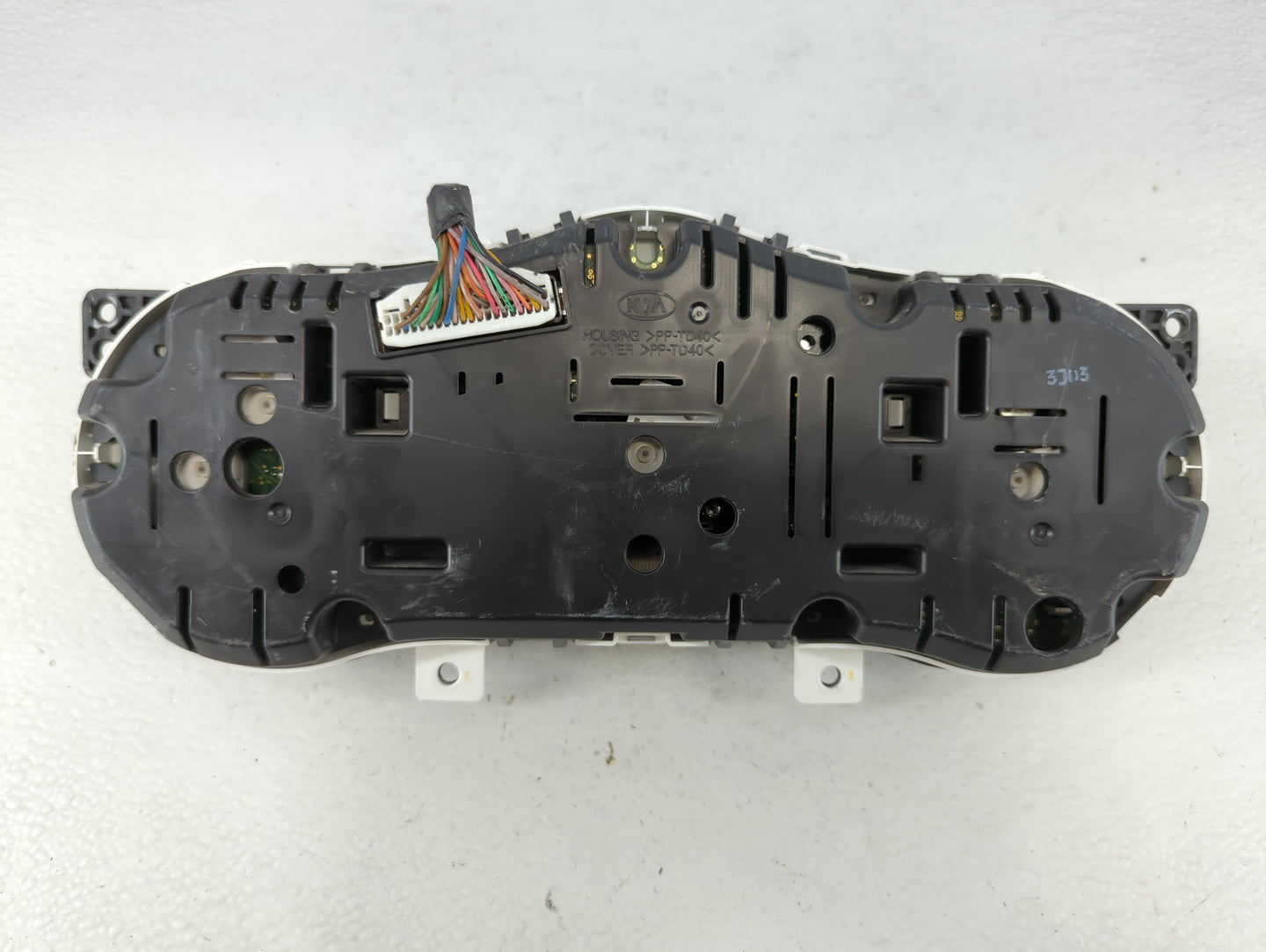 2014-2015 Kia Optima Instrument Cluster Speedometer Gauges P/N:94031-2T270 Fits Fits 2014 2015 OEM Used Auto Parts - Oemused