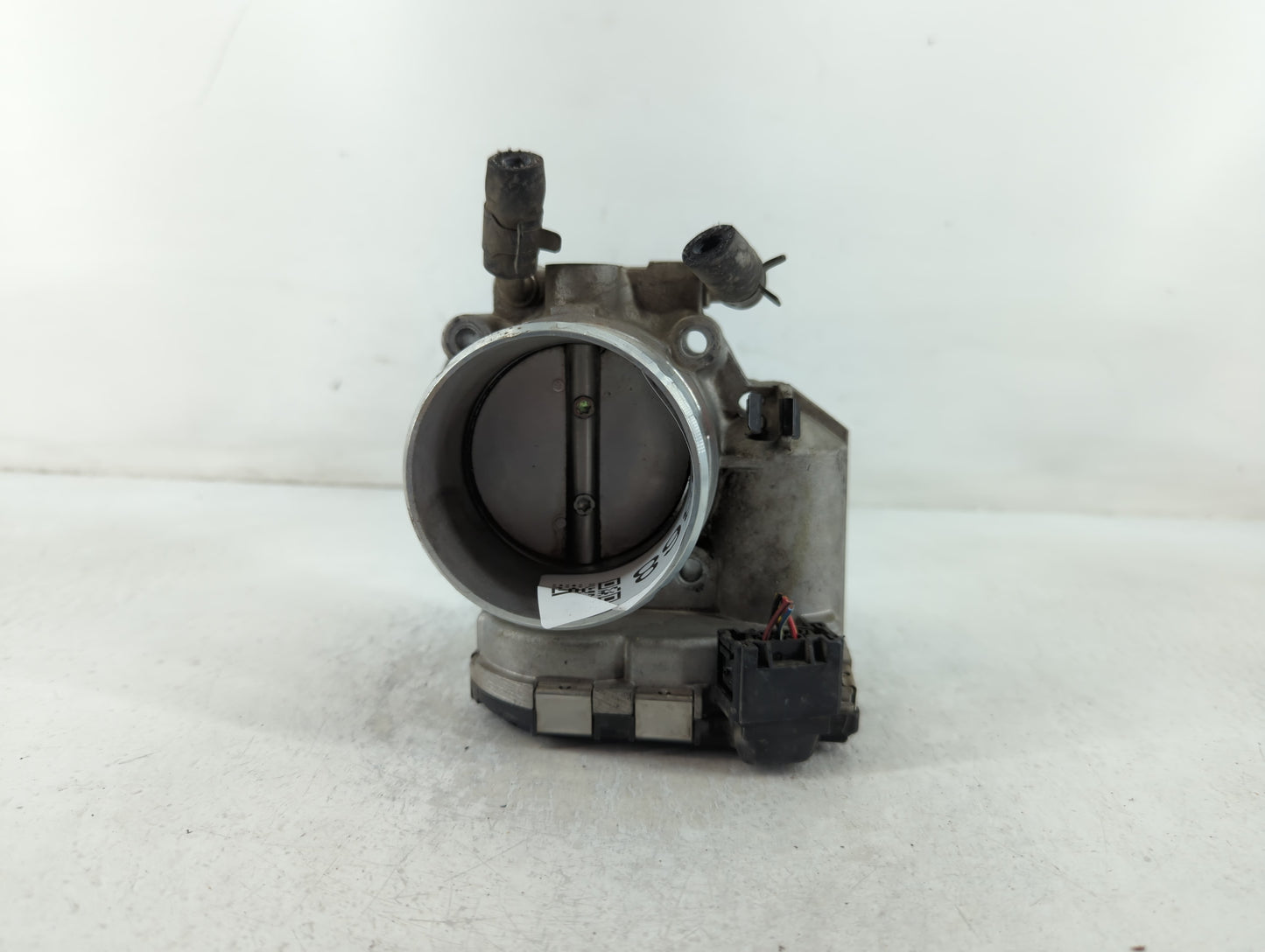 2011-2015 Kia Optima Throttle Body P/N:35100-2G700 Fits Fits 2011 2012 2013 2014 2015 2016 OEM Used Auto Parts - Oemusedauto