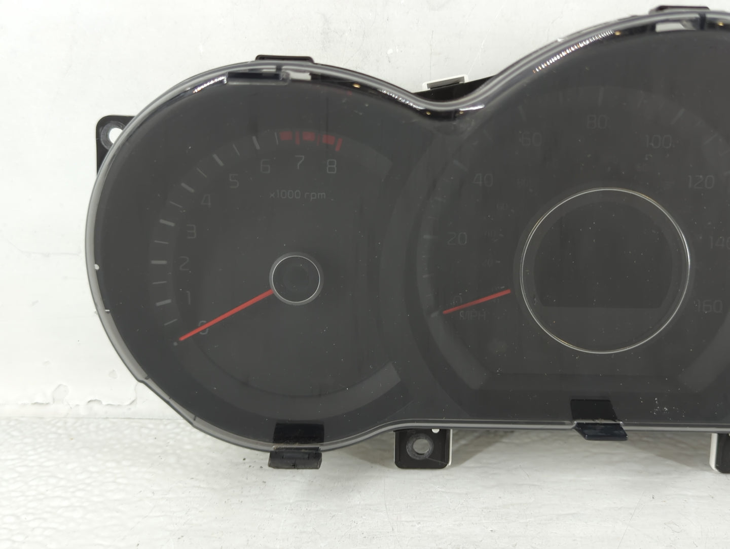 2014-2015 Kia Optima Instrument Cluster Speedometer Gauges P/N:94031-2T270 Fits Fits 2014 2015 OEM Used Auto Parts - Oemused