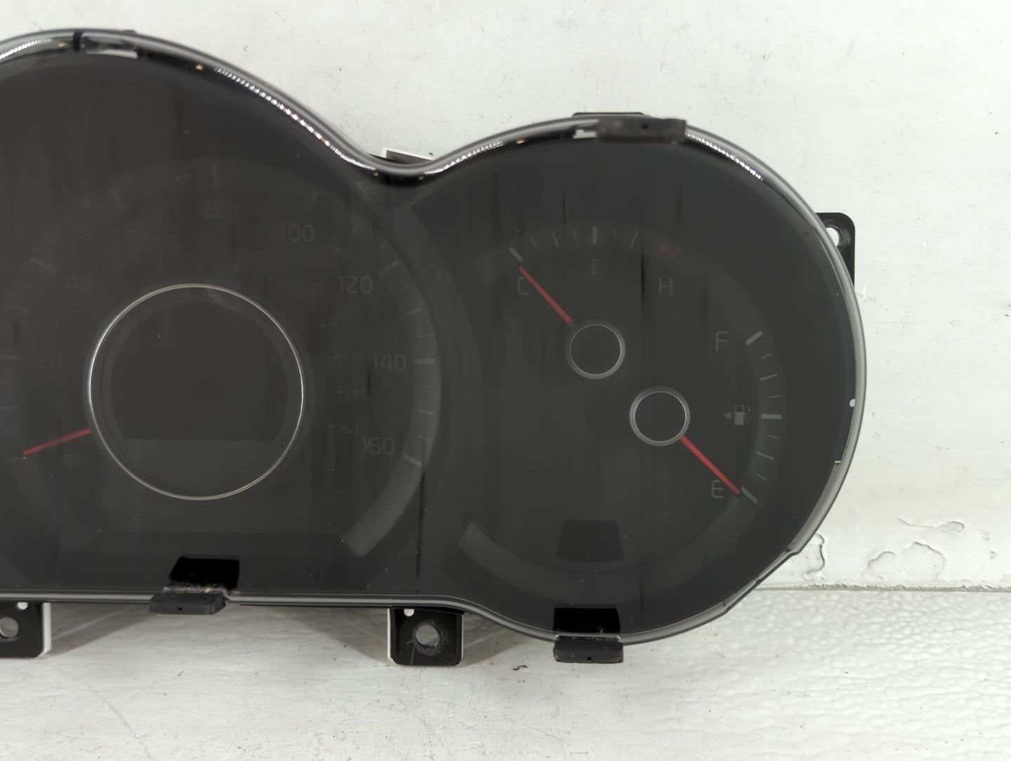 2014-2015 Kia Optima Instrument Cluster Speedometer Gauges P/N:94031-2T270 Fits Fits 2014 2015 OEM Used Auto Parts - Oemused