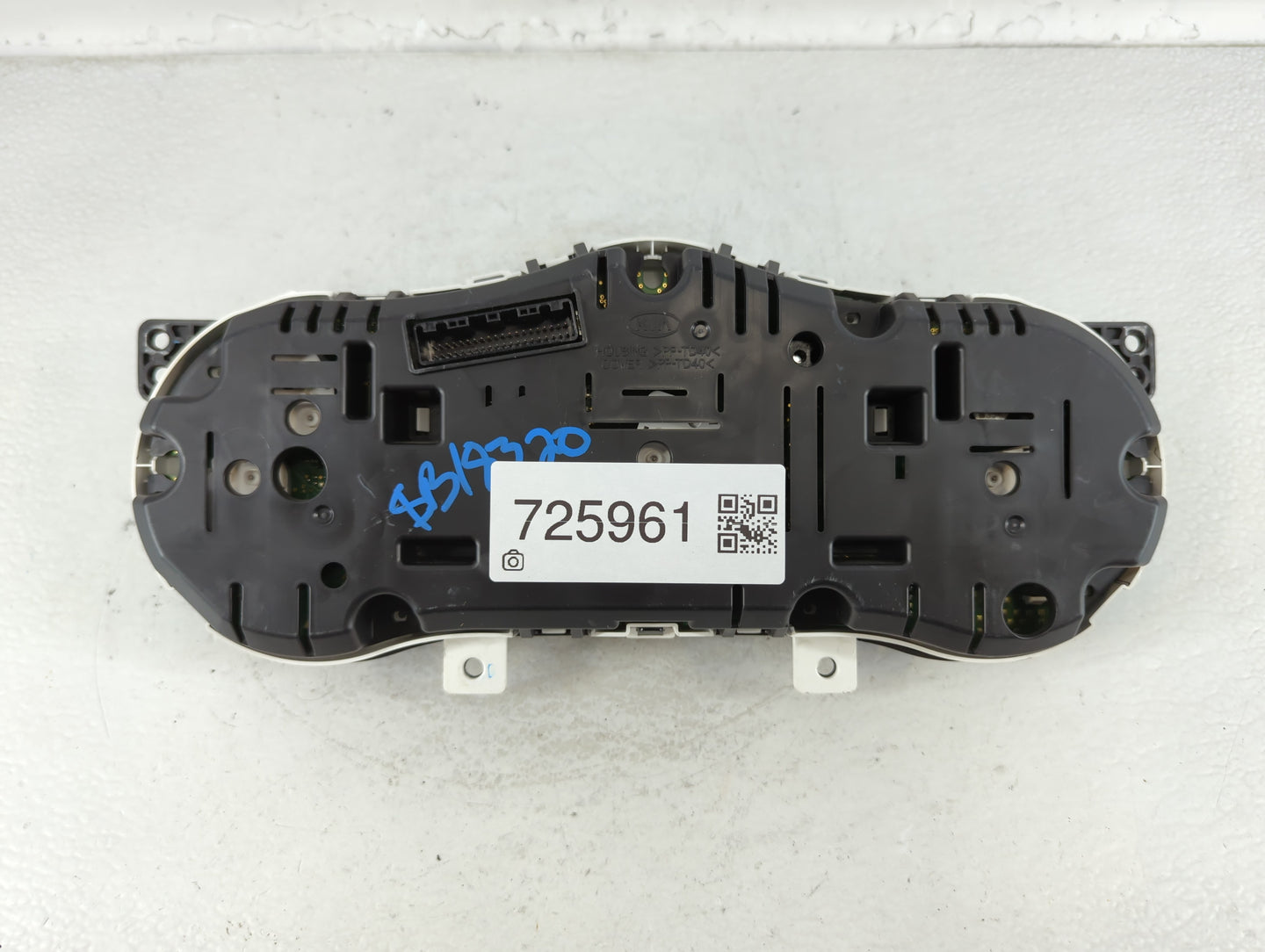 2014-2015 Kia Optima Instrument Cluster Speedometer Gauges P/N:94031-2T270 Fits Fits 2014 2015 OEM Used Auto Parts - Oemused