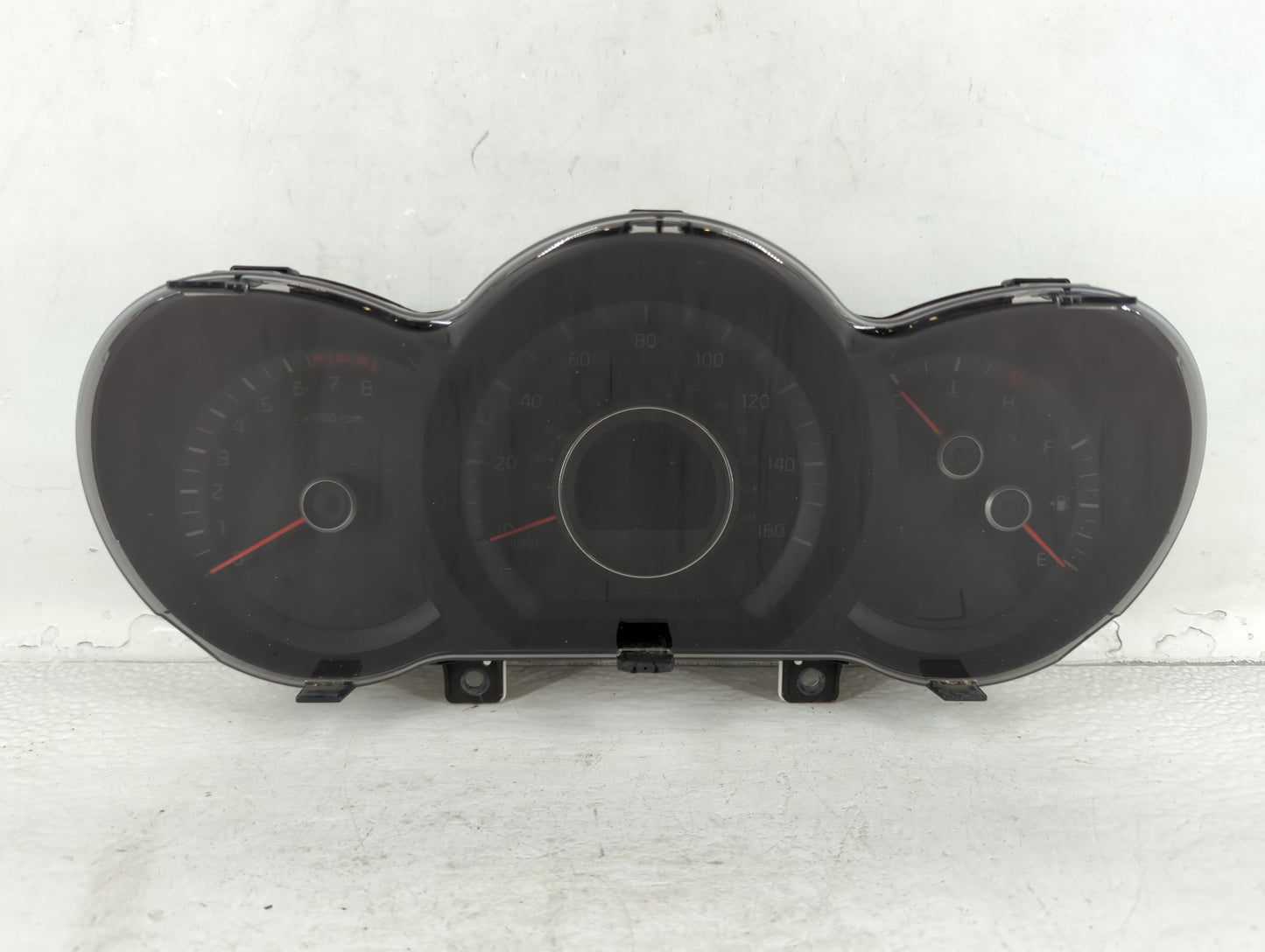 2014-2015 Kia Optima Instrument Cluster Speedometer Gauges P/N:94031-2T270 Fits Fits 2014 2015 OEM Used Auto Parts - Oemused