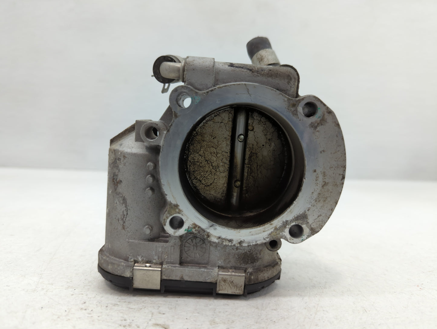 2011-2015 Kia Optima Throttle Body P/N:35100-2G700 Fits Fits 2011 2012 2013 2014 2015 2016 OEM Used Auto Parts - Oemusedauto