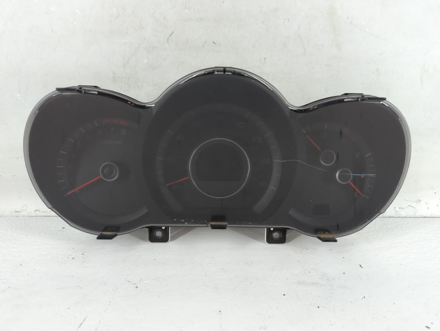 2014-2015 Kia Optima Instrument Cluster Speedometer Gauges P/N:94031-2T270 Fits Fits 2014 2015 OEM Used Auto Parts - Oemused