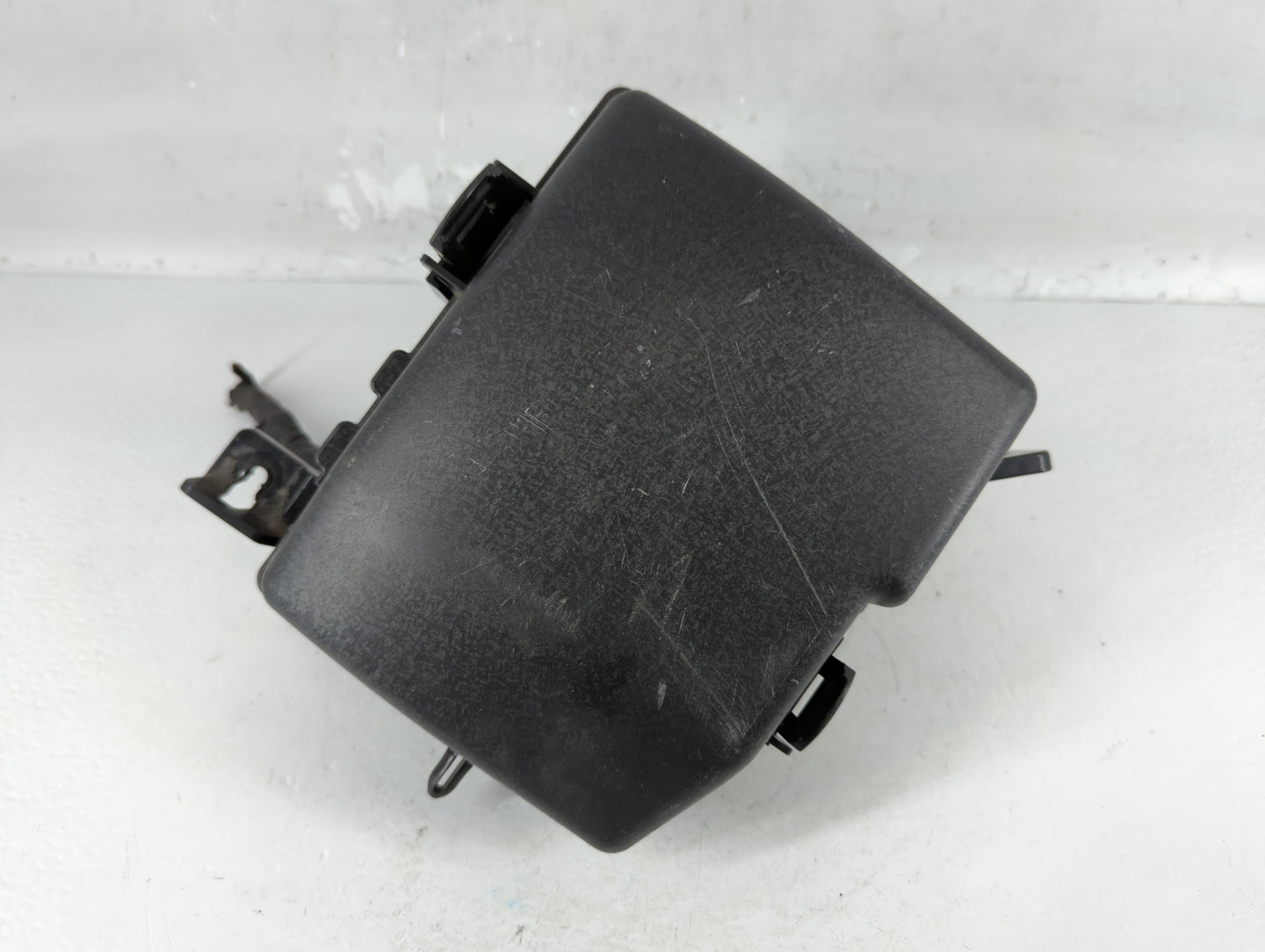2014-2015 Kia Optima Fusebox Fuse Box Panel Relay Module P/N:91260-2T120 Fits Fits 2014 2015 OEM Used Auto Parts - Oemusedau
