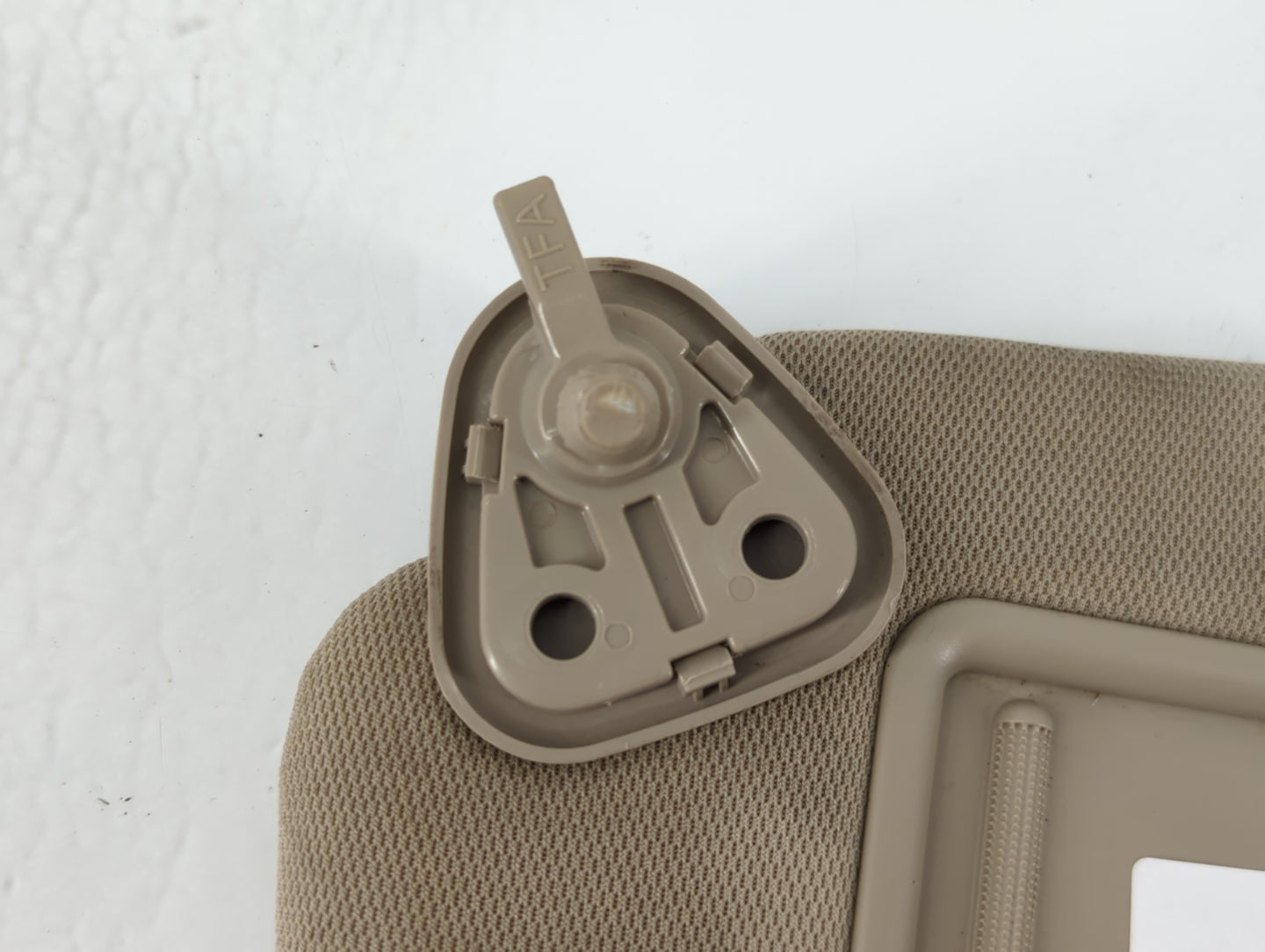 2011-2016 Kia Optima Sun Visor Shade Replacement Driver Left Mirror Fits Fits 2011 2012 2013 2014 2015 2016 OEM Used Auto Pa