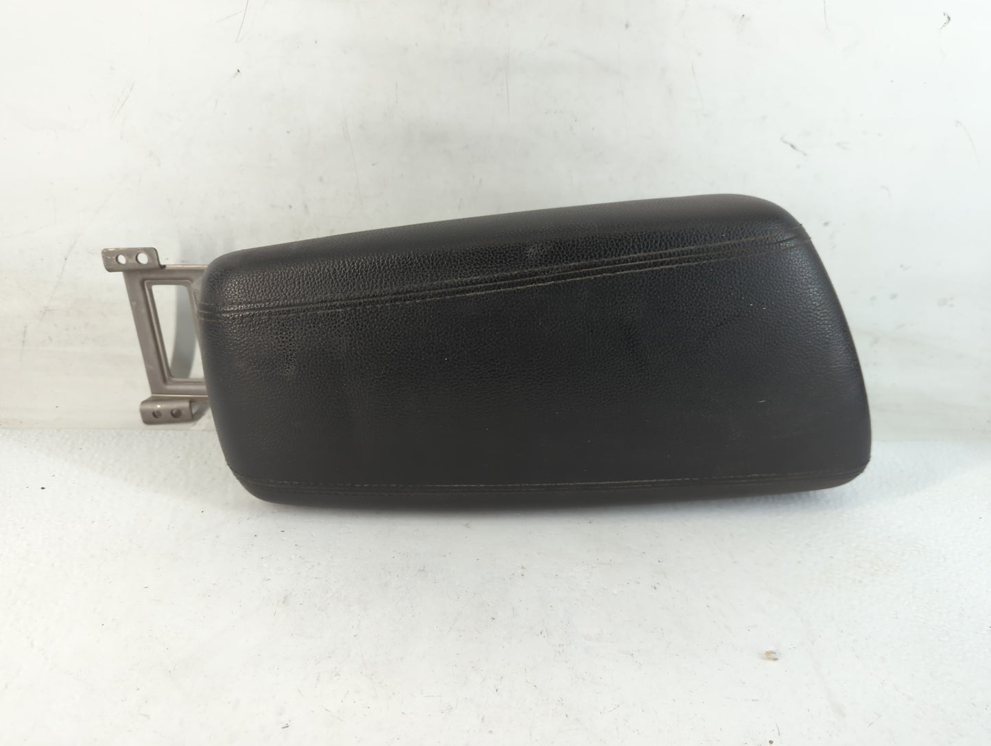 2014 Kia Optima Center Console Armrest Cover Lid Fits OEM Used Auto Parts - Oemusedautoparts1.com