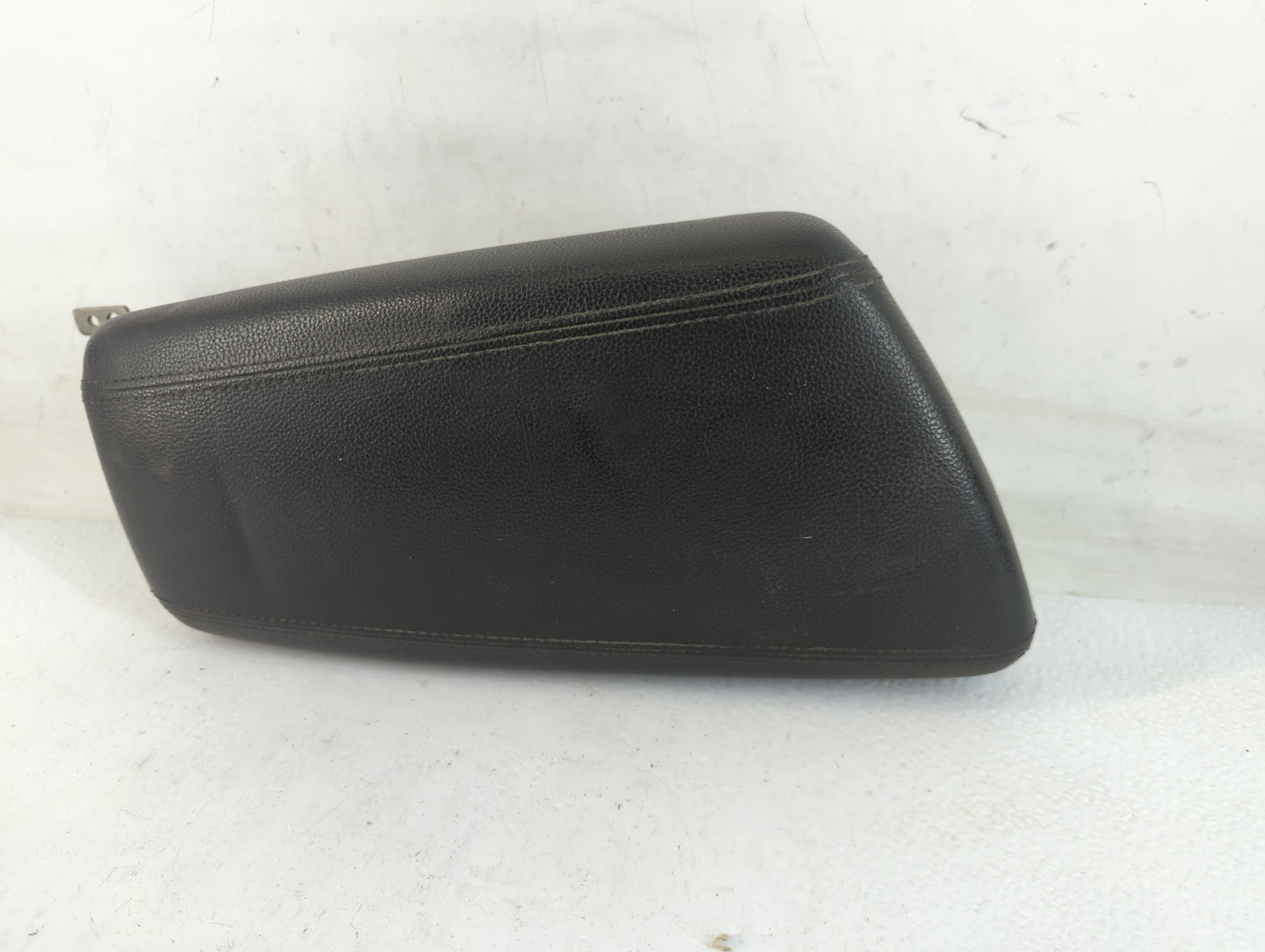 2014 Kia Optima Center Console Armrest Cover Lid Fits OEM Used Auto Parts - Oemusedautoparts1.com