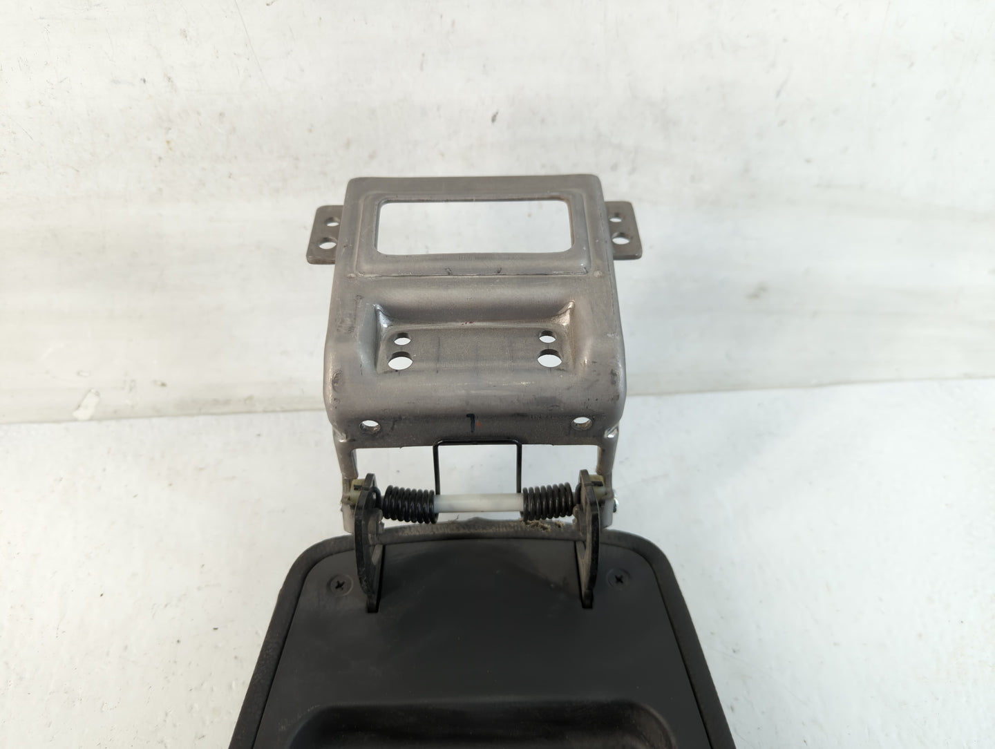2014 Kia Optima Center Console Armrest Cover Lid Fits OEM Used Auto Parts - Oemusedautoparts1.com
