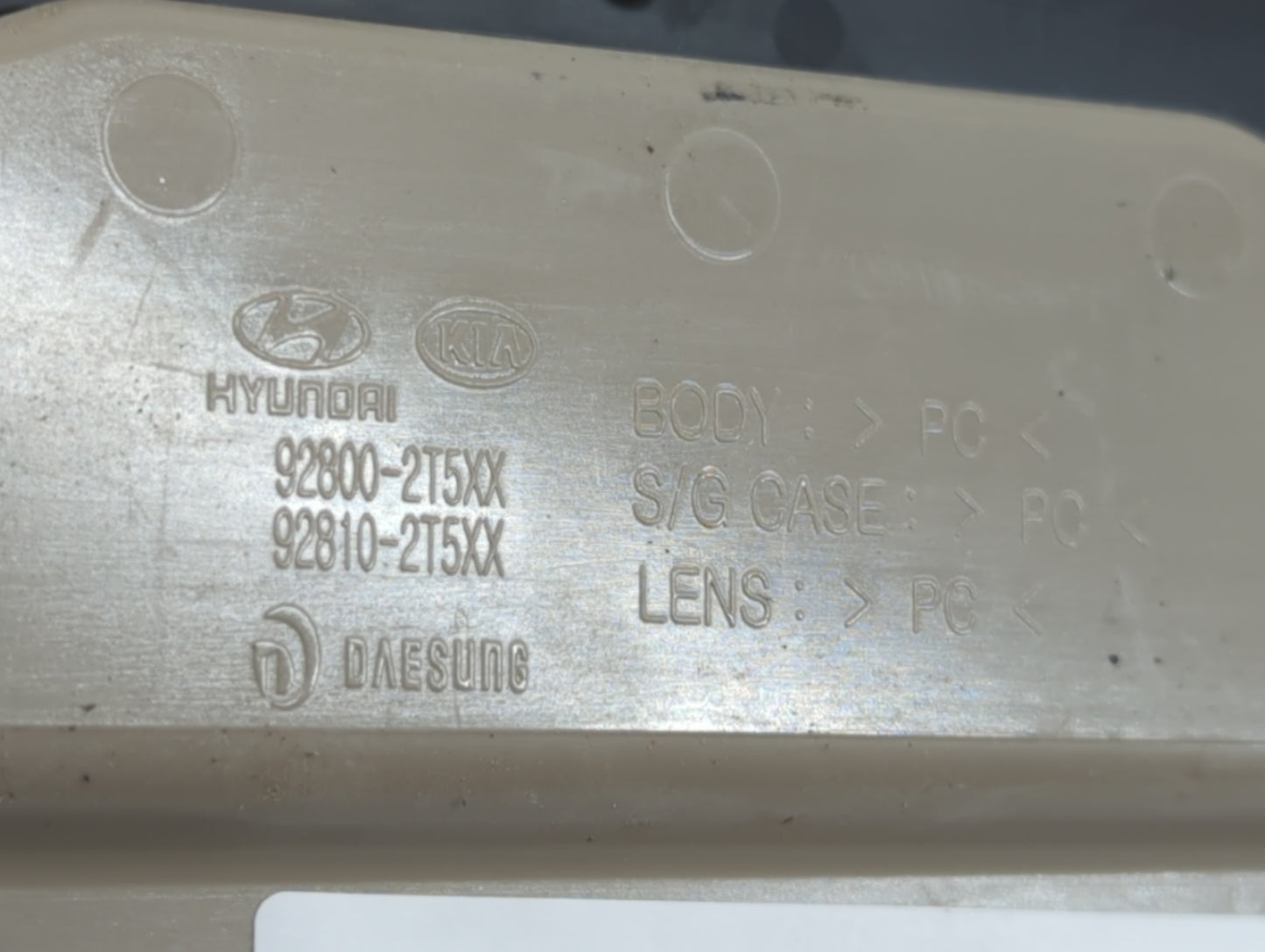 2014 Kia Optima Overhead Roof Console - Oemusedautoparts1.com