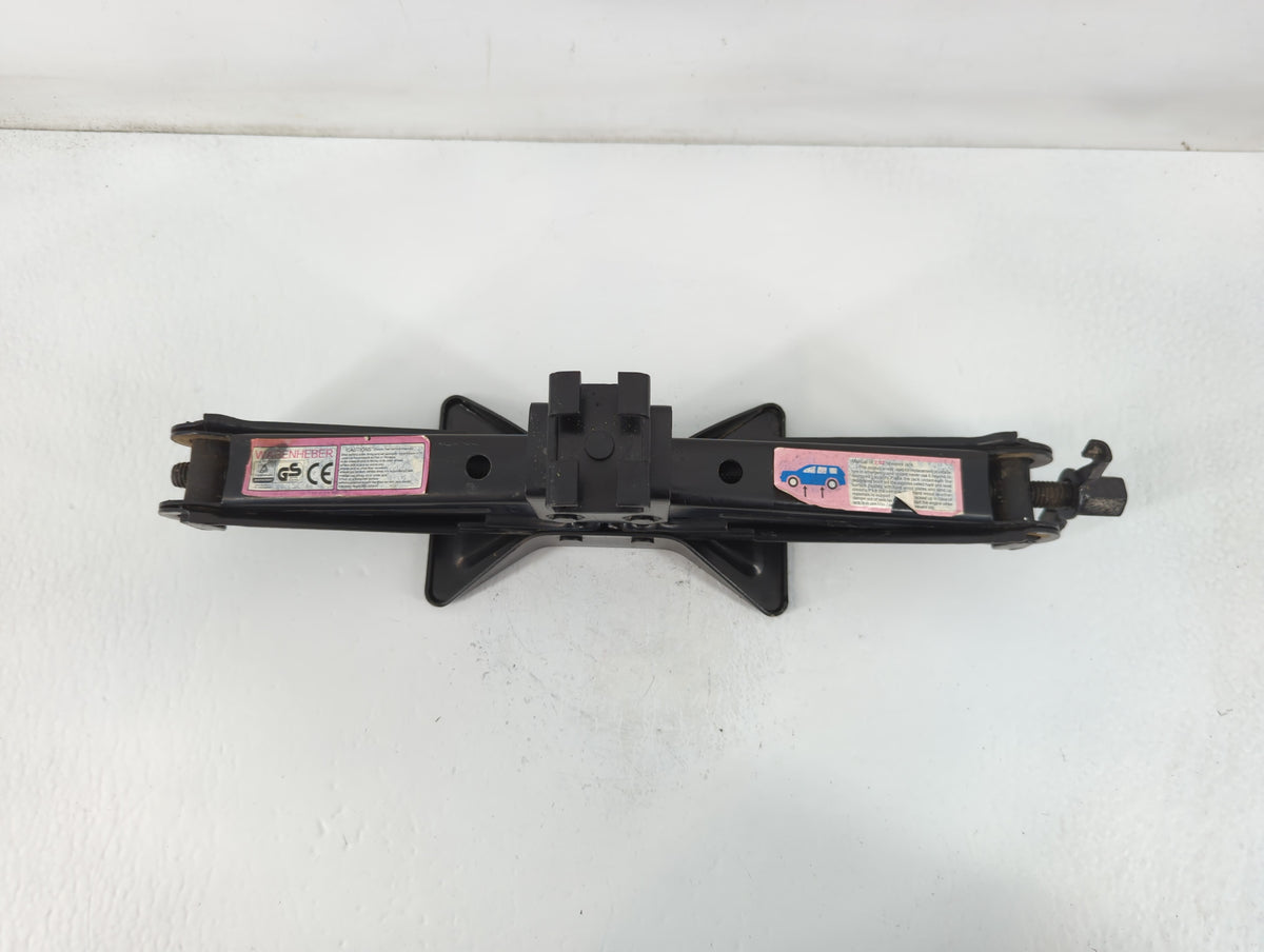2014 Kia Optima Spare Scissor Car Jack 774341 - Oemusedautoparts1.com